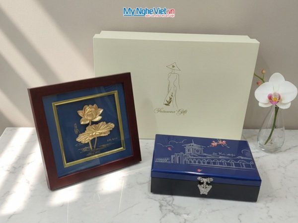 Set quà giới hạn kỉ niệm 14 năm thành lập