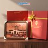 Tranh sơn mài dát vàng vẽ chợ Bến Thành