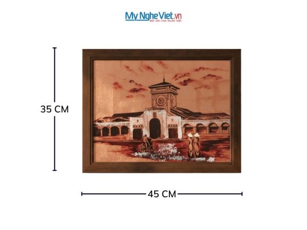 Tranh sơn mài dát vàng vẽ chợ Bến Thành