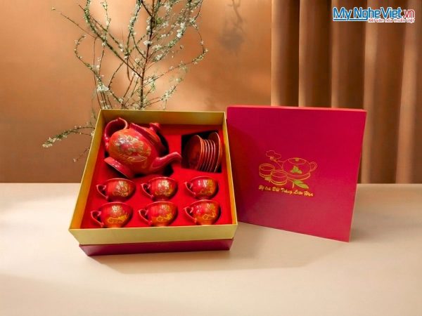 Bộ bình trà dáng cát tường vẽ vàng kim cao cấp