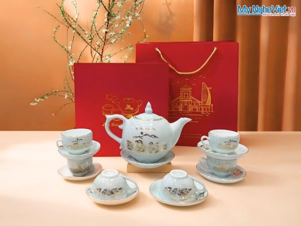 Bộ bình trà gốm sứ vẽ vàng kim cao cấp