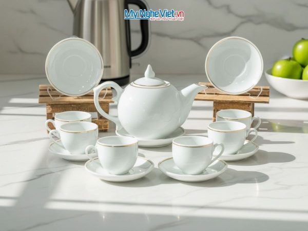 Bộ bình trà men trắng viền chỉ vàng kim