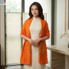 Khăn lụa tơ tằm vẽ tay hoa sen cao cấp