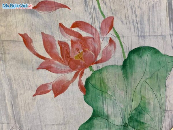 Khăn lụa tơ tằm vẽ tay hoa sen cao cấp