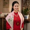 Khăn lụa tơ tằm vẽ tay hoa sen cao cấp