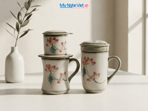 Set quà tặng gốm sứ - Phin cà phê & Ly lọc trà hoa sen