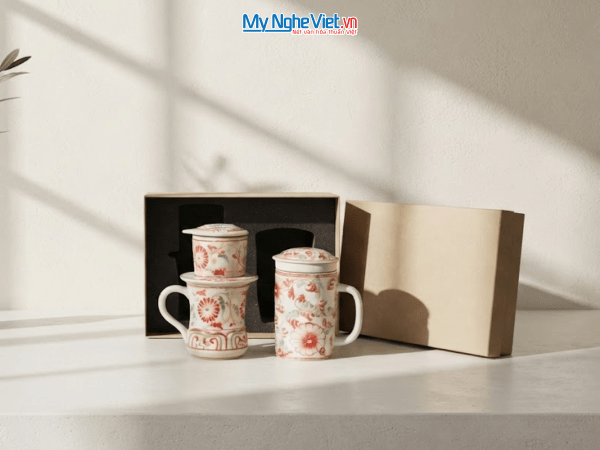 Set quà tặng gốm sứ - Phin cà phê & Ly lọc trà hoa cúc