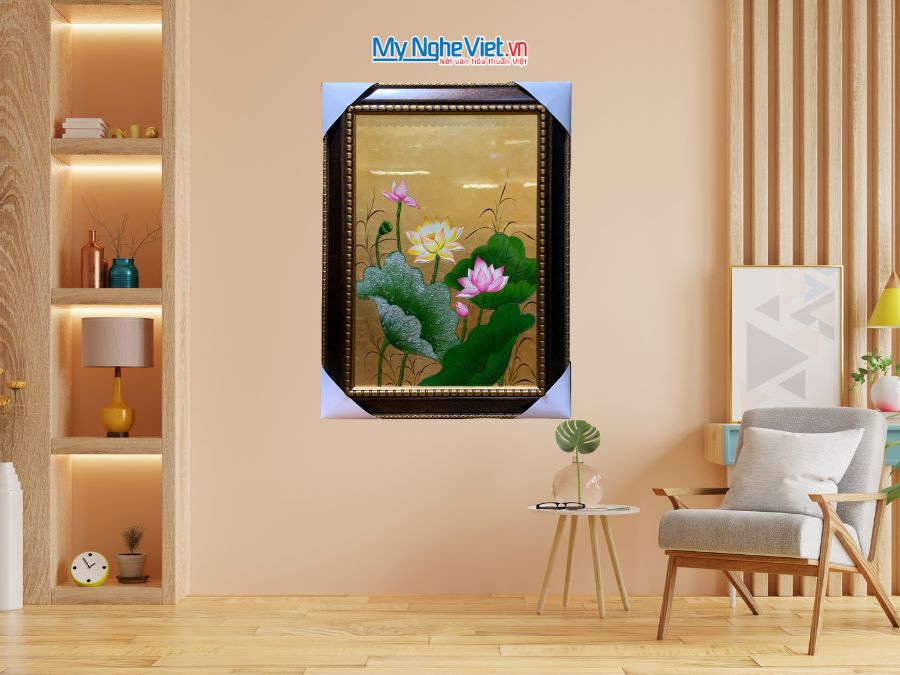 Tranh Sơn Mài Hoa Sen Đắp Nổi Dát Vàng