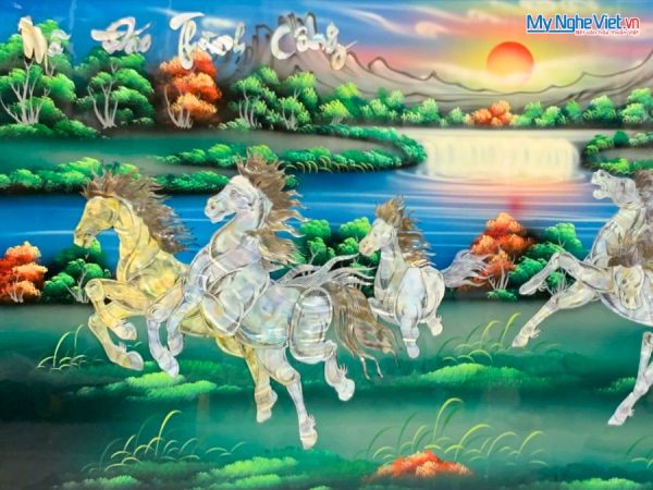 Tranh Sơn Mài Mã Đáo Thành Công Cẩn Ốc Nổi Nền Xanh