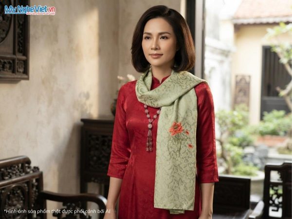 Khăn choàng cổ lụa tơ tằm thêu tay