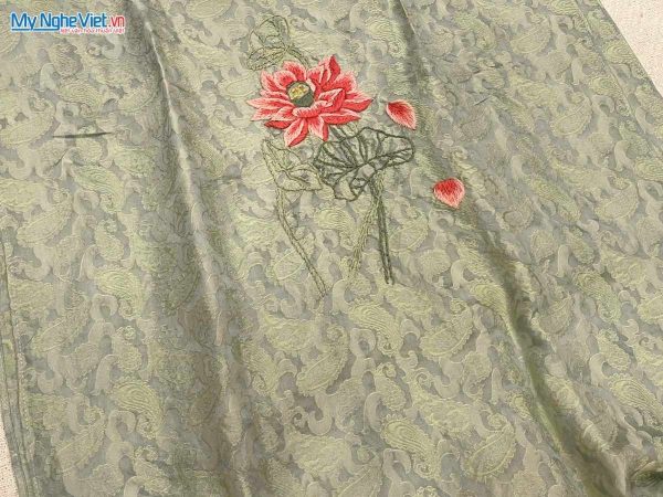 Khăn choàng cổ lụa tơ tằm thêu tay