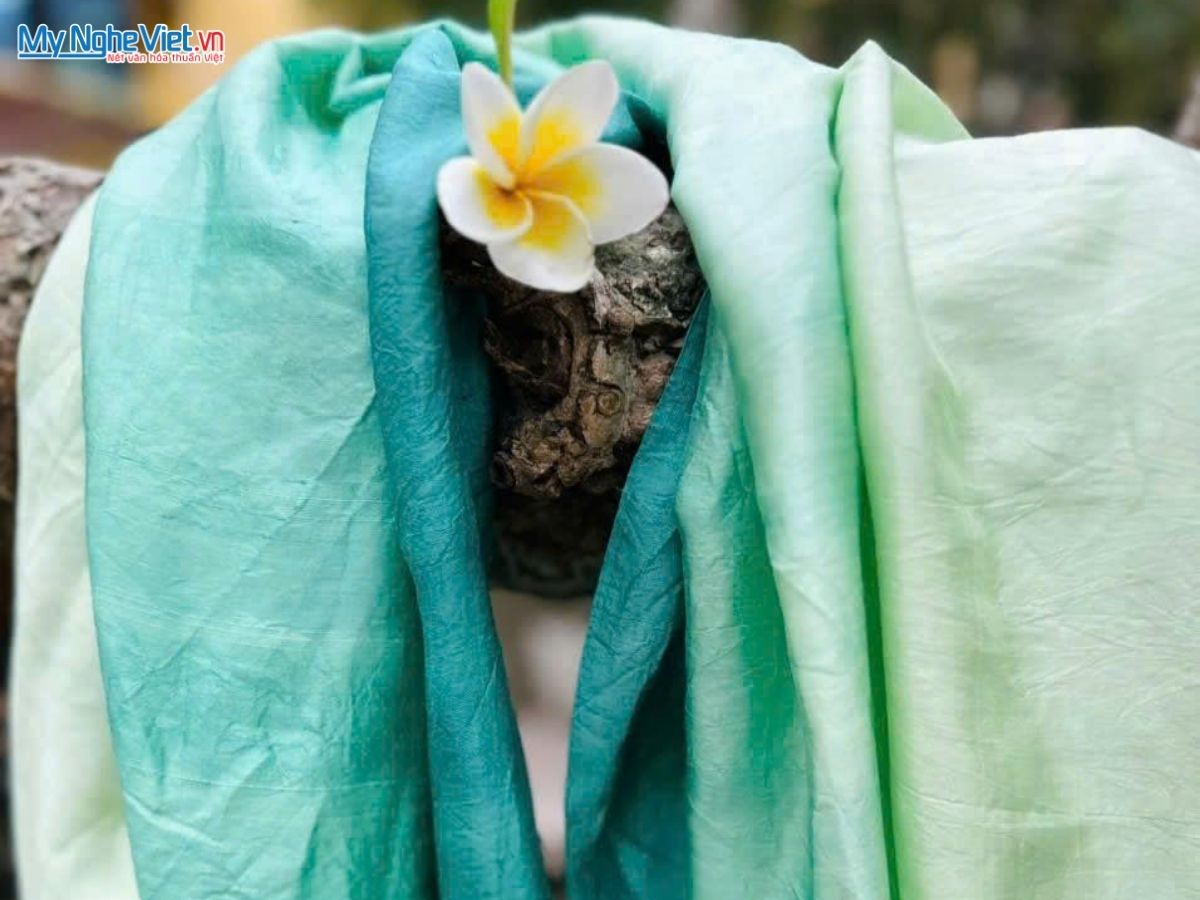 Khăn lụa tơ tằm loang