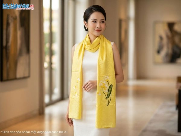 Khăn choàng cổ lụa tơ tằm thêu hoa