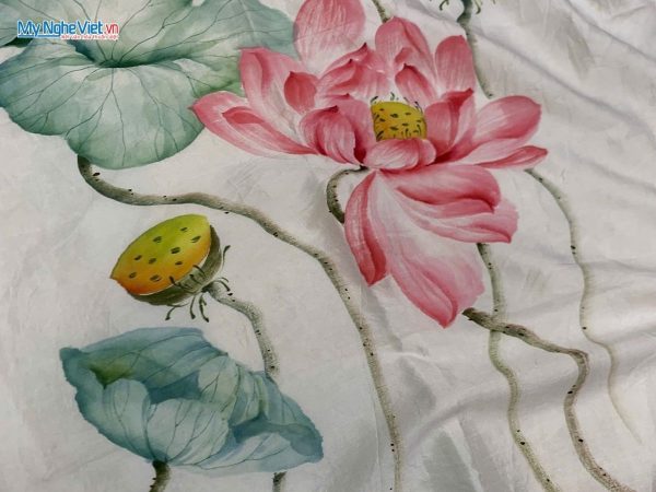 Khăn lụa tơ tằm vẽ tay hoa sen