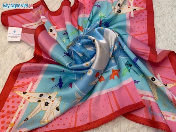 Khăn vuông lụa tơ tằm họa tiết nghệ thuật