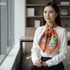 Khăn vuông lụa tơ tằm họa tiết nghệ thuật