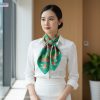 Khăn vuông lụa tơ tằm họa tiết nghệ thuật