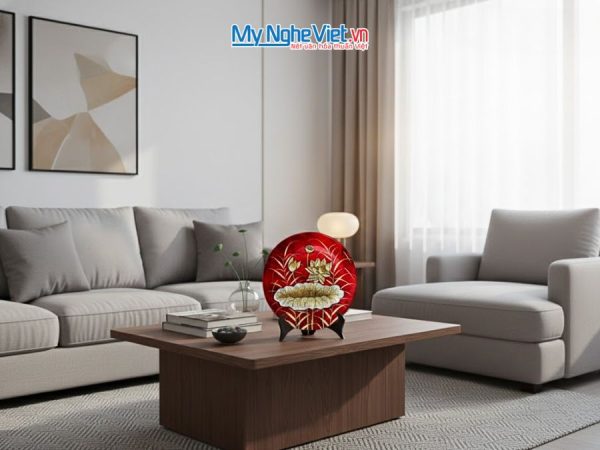 Tranh Đĩa Sơn Mài Hoa Sen Đắp Nổi Nền Đỏ