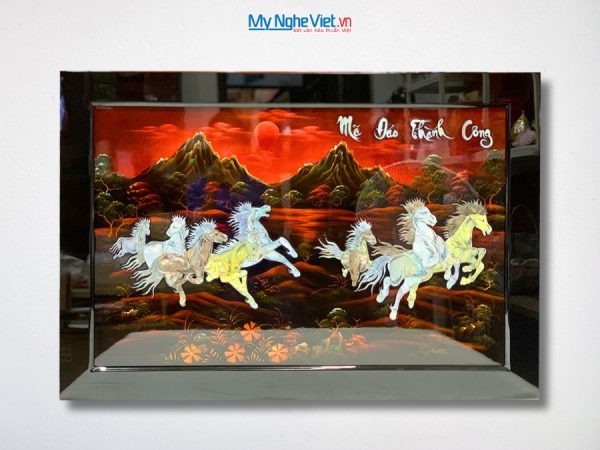 Tranh Sơn Mài Mã Đáo Thành Công Cẩn Ốc Nền Ấm