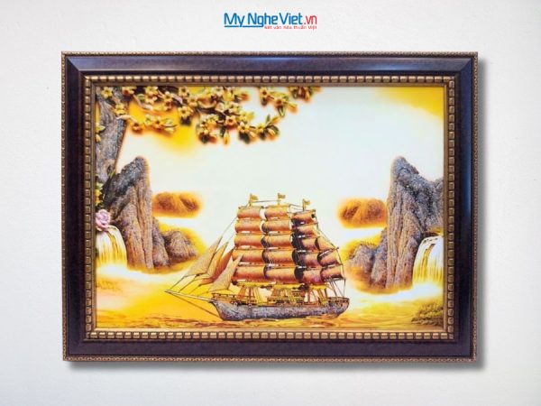 Tranh Sơn Mài Thuận Buồm Xuôi Gió Nền Vàng