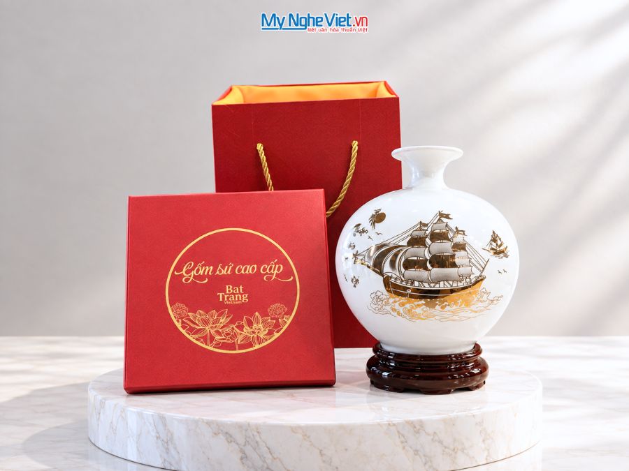 Bình Hút Tài Lộc Thuận Buồm Xuôi Gió Nền Trắng