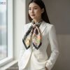 Khăn vuông lụa tơ tằm in họa tiết nghệ thuật