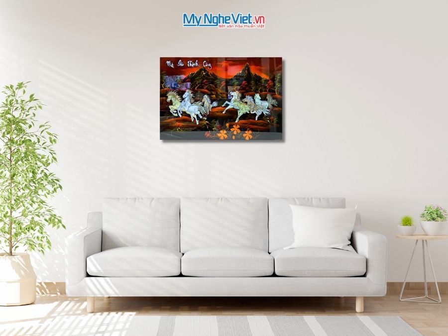 Tranh Sơn Mài Mã Đáo Thành Công Cẩn Ốc Nền Ấm