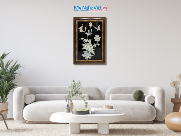 Tranh Sơn Mài Hoa Hồng Cẩn Ốc Nền Đen