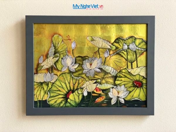 Tranh Sơn Mài Hoa Sen Dát Bạc Nền Vàng