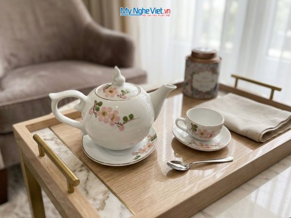 Bộ bình trà men trắng dáng bưởi hoa mận