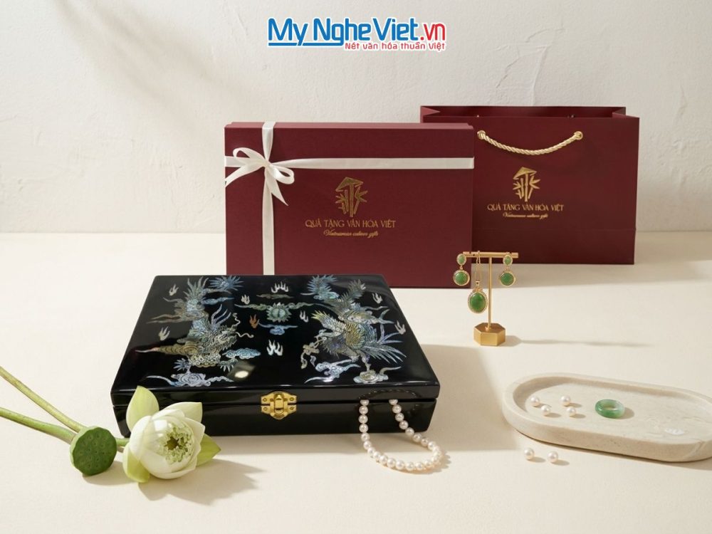 Hộp đựng trang sức sơn mài cẩn ốc cao cấp