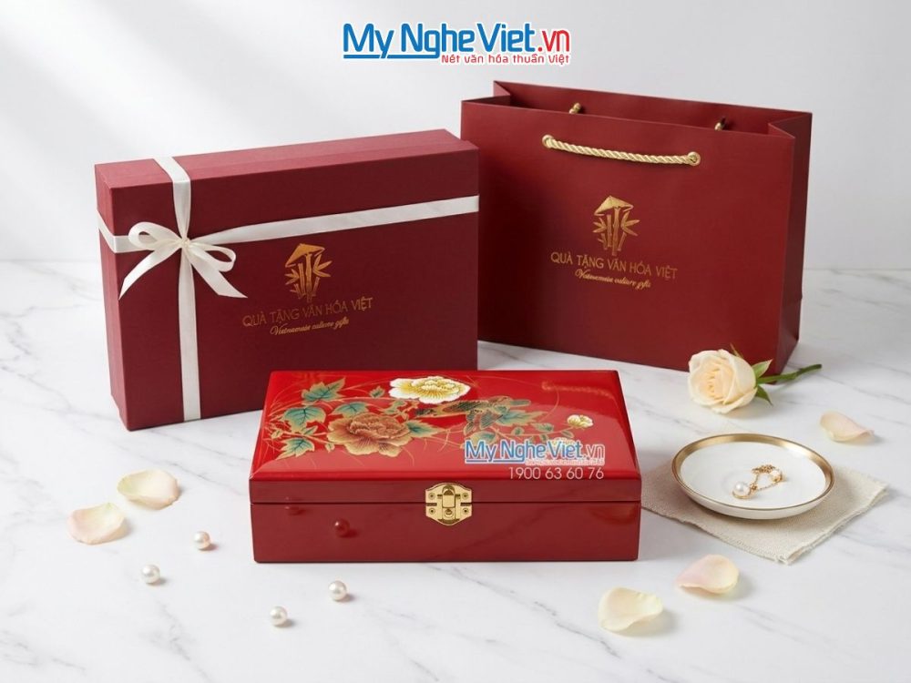 Hộp trang sức sơn mài vẽ tay