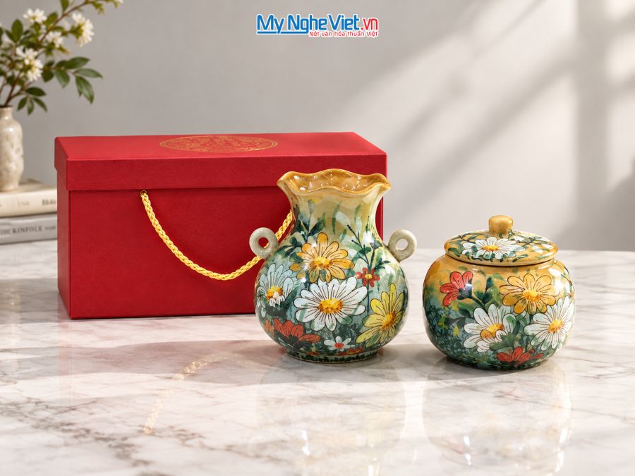 Set Quà Tặng Bình Hoa Và Hũ Mứt Gốm Bát Tràng Vẽ Hoa Cúc