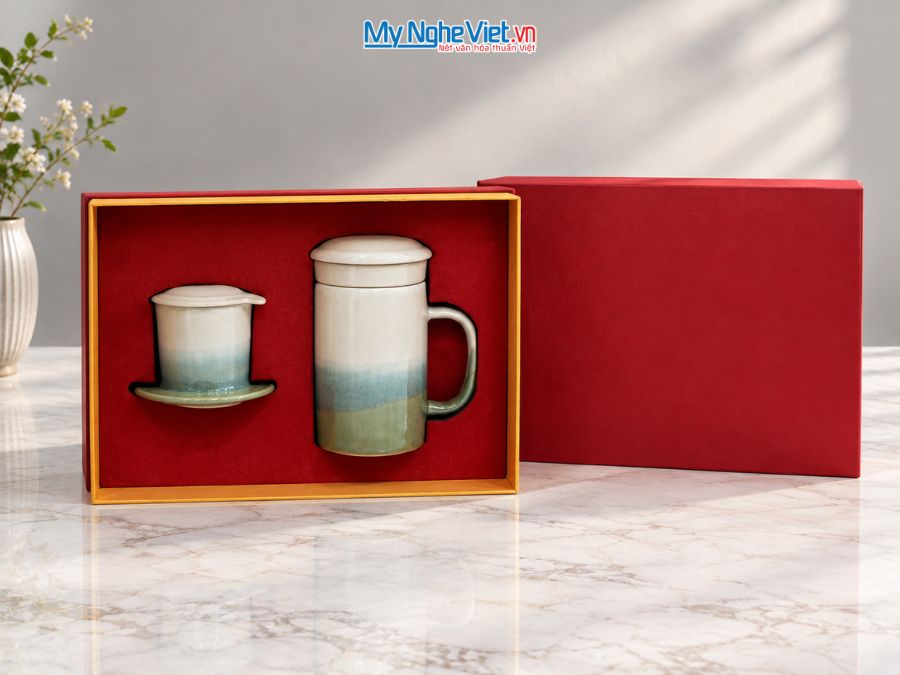 Set Quà Tặng Phin Cà Phê Và Ly Lọc Trà Gốm Màu Trắng