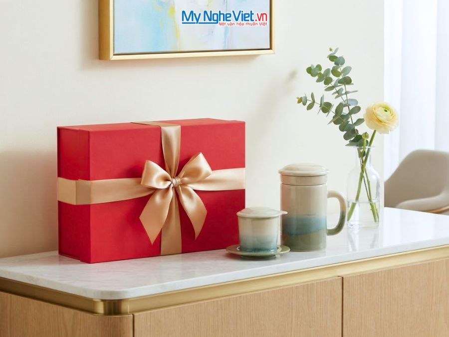 Set Quà Tặng Phin Cà Phê Và Ly Lọc Trà Gốm Màu Trắng