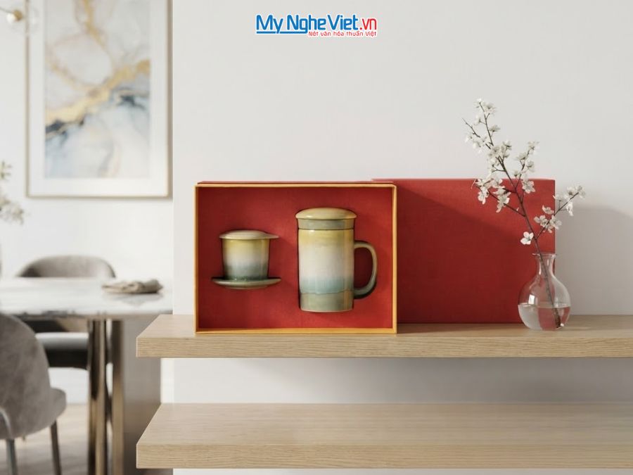 Set Quà Tặng Phin Cà Phê Và Ly Lọc Trà Gốm Màu Vàng