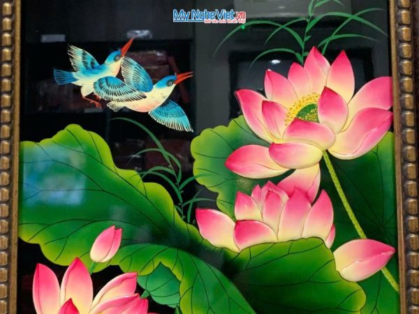 Tranh Sơn Mài Hoa Sen Đắp Nổi Nền Đen