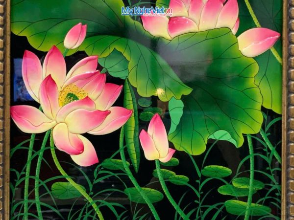 Tranh Sơn Mài Hoa Sen Đắp Nổi Nền Đen