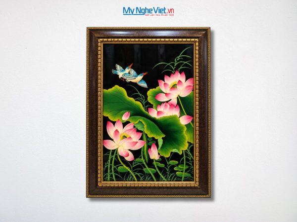 Tranh Sơn Mài Hoa Sen Đắp Nổi Nền Đen