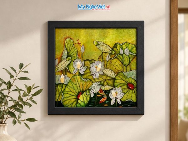 Tranh Sơn Mài Hoa Sen Dát Bạc Nền Vàng
