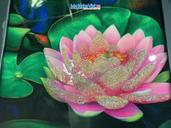 Tranh Sơn Mài Hoa Sen Hồng Cẩn Trứng