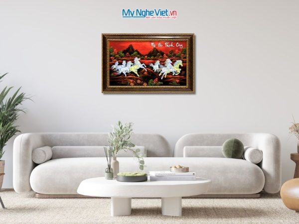 Tranh Sơn Mài Mã Đáo Thành Công Cẩn Ốc Nền Ấm